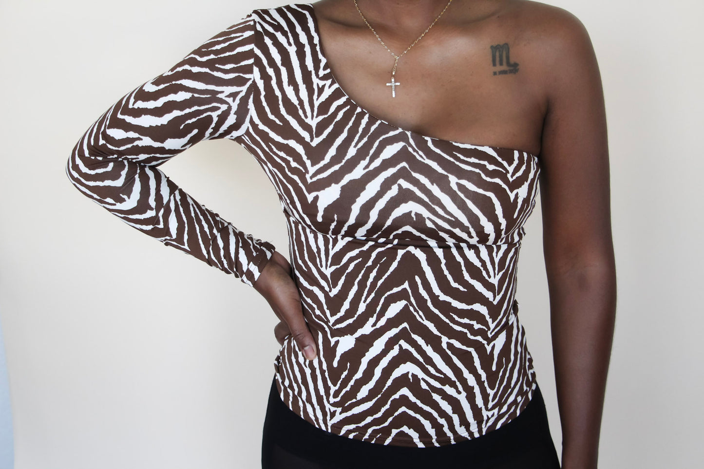 ZEBRA PRINT ONE SLEEVE TOP